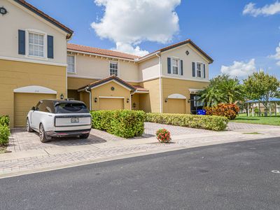 259 Provence Place