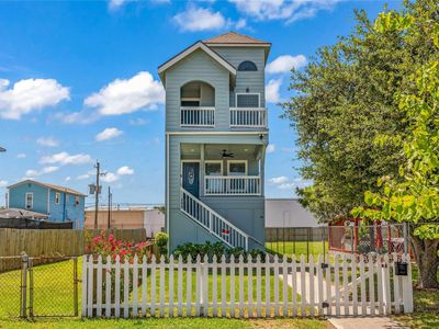 2811 Sealy
