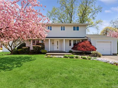 49 Saratoga Drive