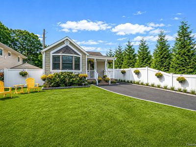 256 Deer Road