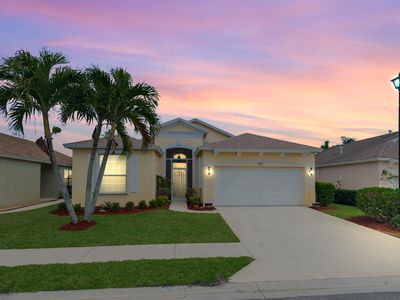 507 SW Indian Key Drive