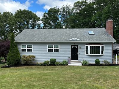 15 McIntosh Rd