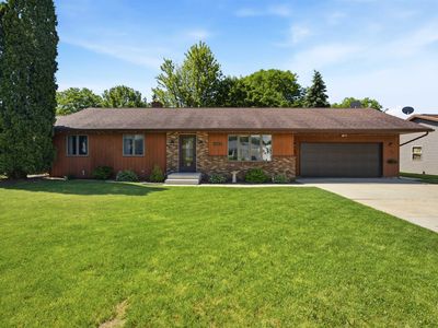 2025 W Harvest Dr