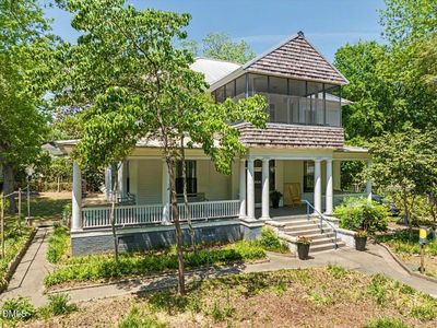 215 Hillcrest Rd
