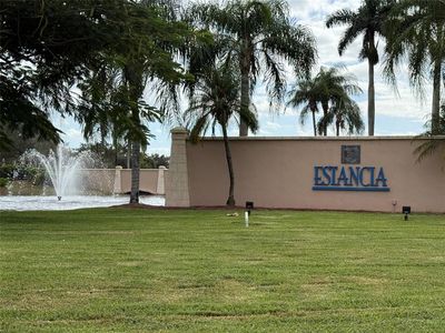 Property at 322 SW 193rd Ave, Pembroke Pines, FL