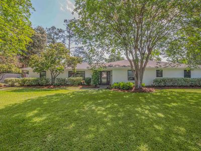 2704 Oak Dr