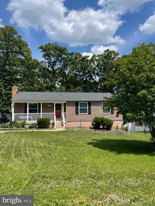 124 Candlestick Dr