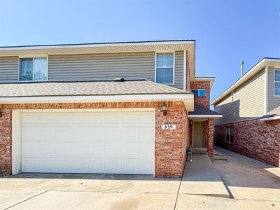 Property at 839 Rambling Oaks Dr, Norman, OK