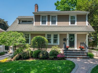 10 Irving Pl