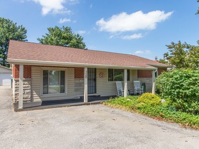 720 W Smith Valley Rd