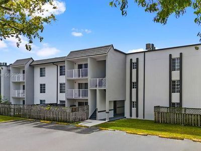 5020 NW 79th Ave APT 303