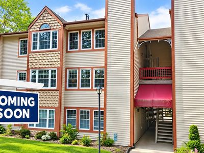34 Trotters Ln #34