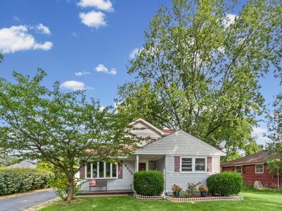 2205 Bluebird Ln
