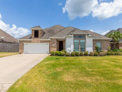 108 Mandavilla Way