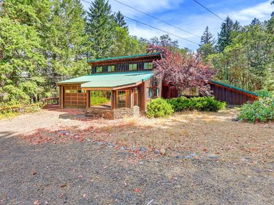 5010 Old Highway 99 S