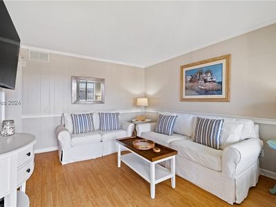 663 William Hilton Pkwy APT 2424