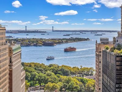 88 Greenwich St APT 2704