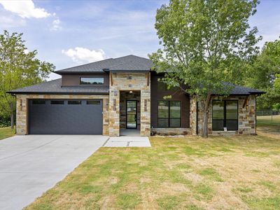 210 Knob Hill Dr