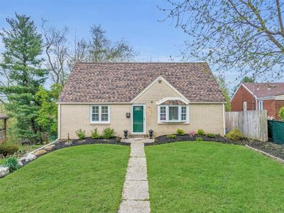 240 Crescent Pines Dr