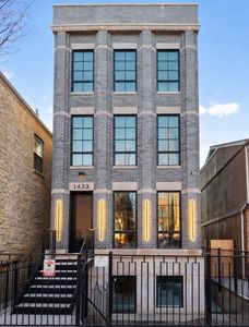 1433 W Cortez St #3
