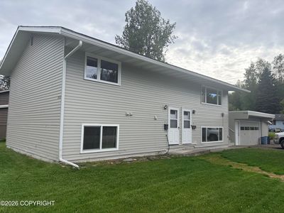 5559 Penn Cir