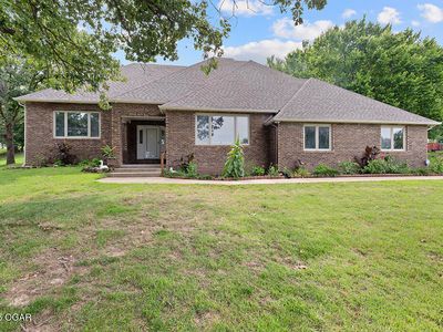 4410 Belmont Dr
