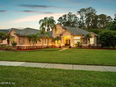 389 SUMMERSET Drive