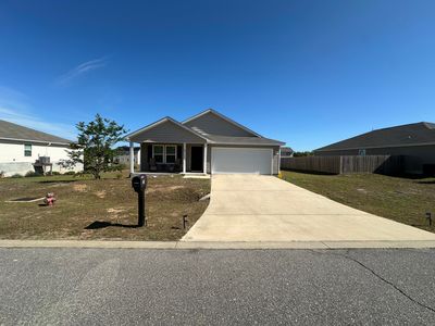26 Lockwood Way W