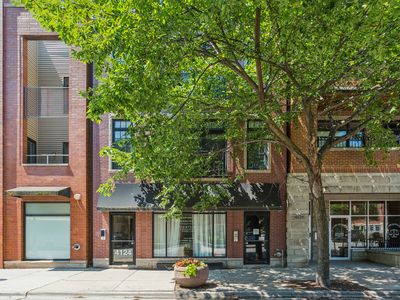 4124 N Lincoln Ave Unit 3