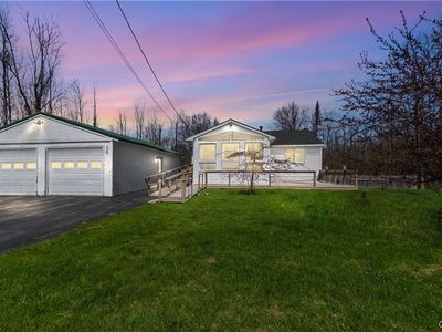 56 Hurlbut Rd