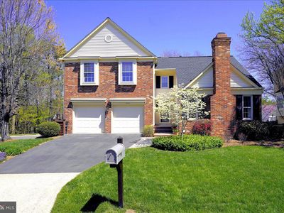 7801 Blue Jasmine Ct