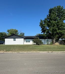 606 S 8th Ave