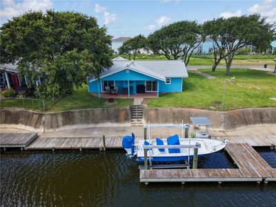 128 Palm Dr