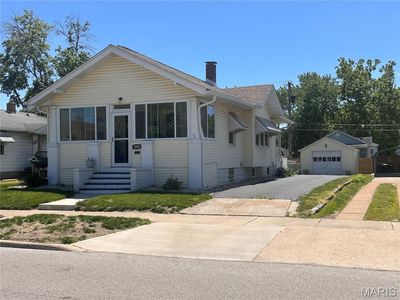 840 E Ferguson Ave