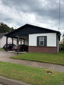 1305 NE Atchison Ave