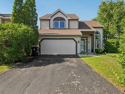 Property at 18 W Rosewood Ln, Round Lake Beach, IL
