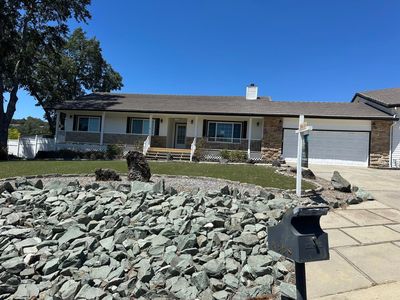 2088 Greenbriar Rd