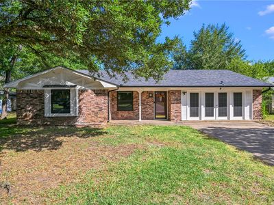 1300 Hawk Tree Dr