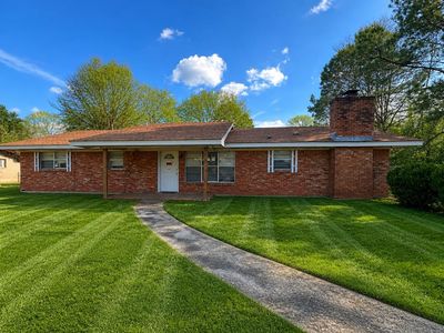 903 Highway 190 W