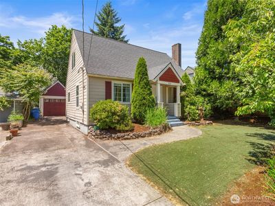 4314 NE Valley View Ln