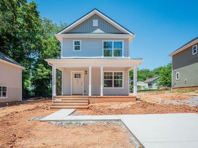 672 Saxon Ave