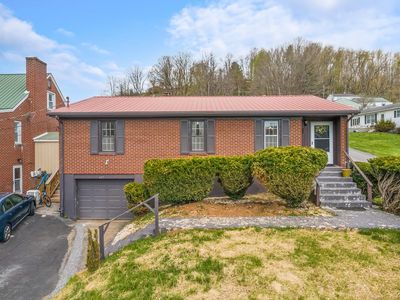 Property at 687 Riverside Dr, North Tazewell, VA
