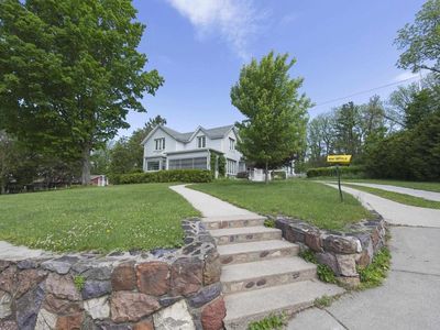304 Tenth Ave Street