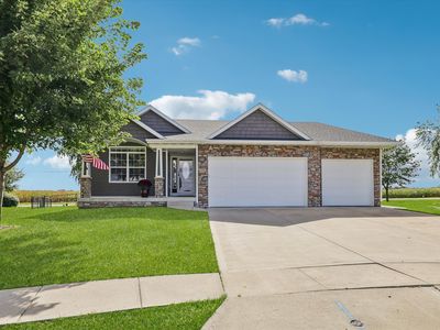 2455 E Highview Dr