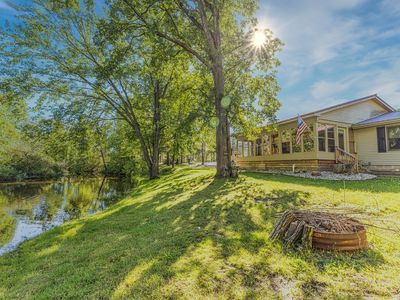 89 River Dr