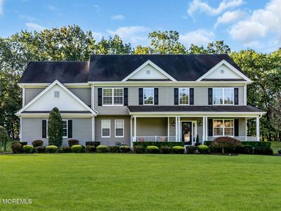 15 Greenwich Drive