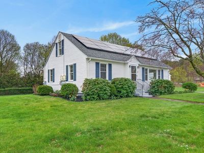10 Oak Pond Ave
