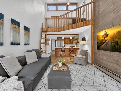 300 E Miners Creek Road UNIT B