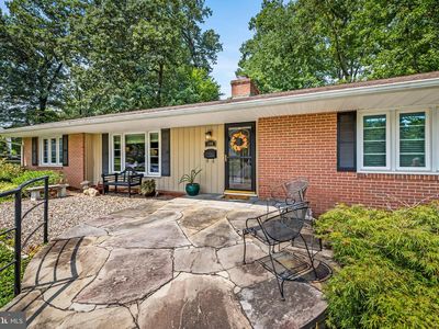 206 Charmuth Rd