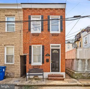 939 S Belnord Ave
